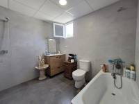 Re-sale - Country house - Novelda
