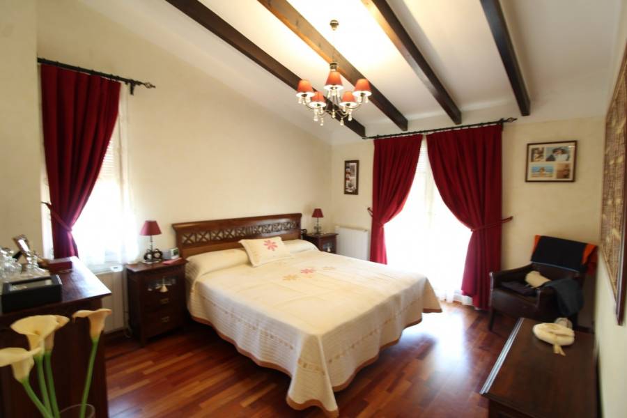 Re-sale - Villa - Tibi - Urbanizaciòn Maigmo