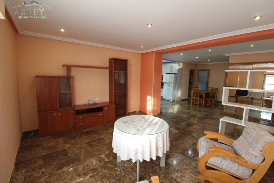 Re-sale - Country house - Monforte Del Cid