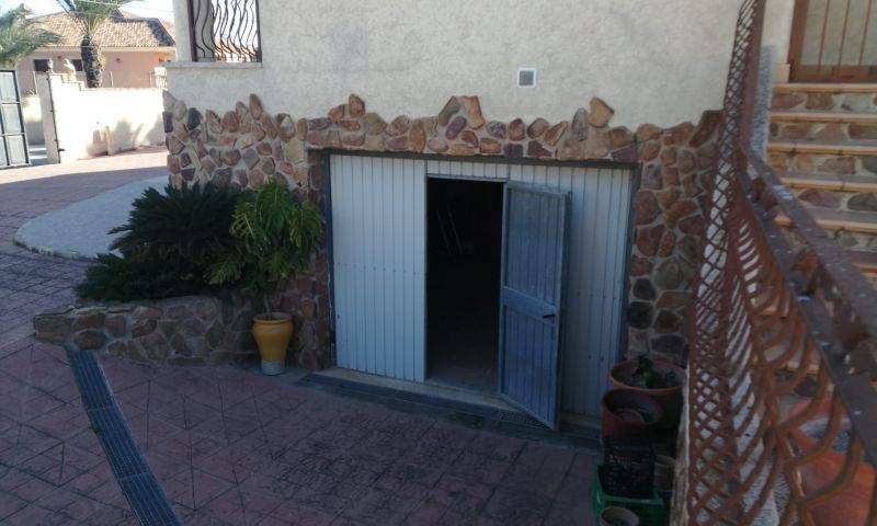 Re-sale - Villa - Orihuela