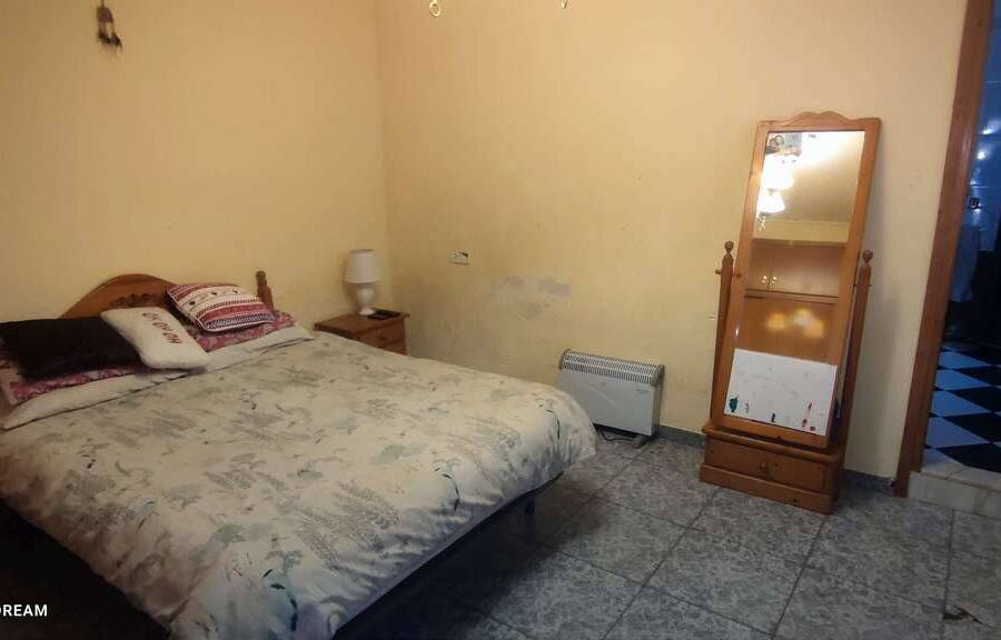 Re-sale - Country house - Monovar