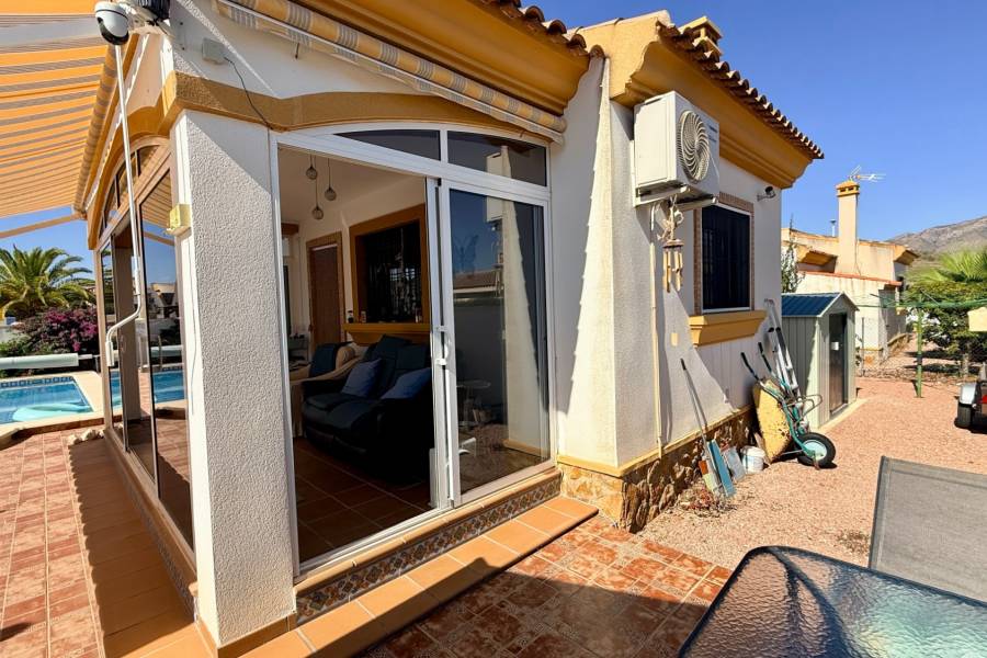 Venta - Chalet - Hondon De Las Nieves - La Montañosa