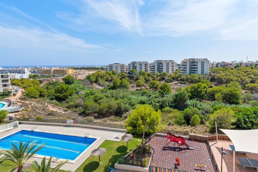 Re-sale - Apartment - Villamartin