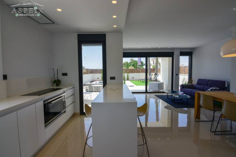 Re-sale - Villa - La Marina - El pinet