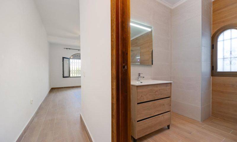 Re-sale - Semi Detached - Villamartin