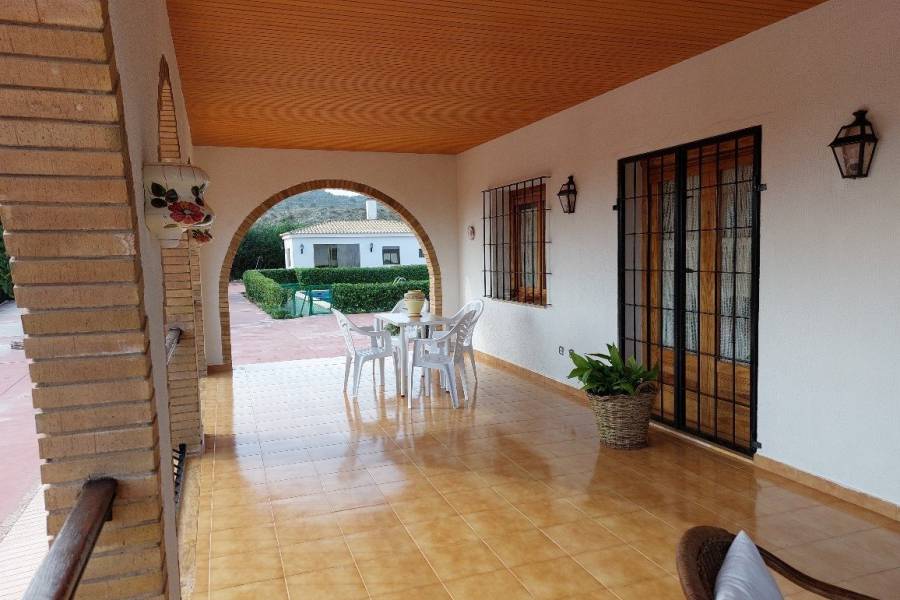 Re-sale - Country house - Monovar
