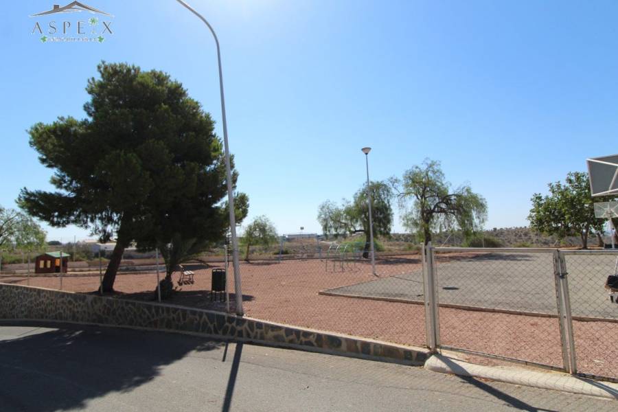 Re-sale - Country house - Elche
