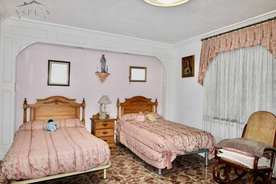 Re-sale - Villa - Monforte Del Cid - CAMINO DEL LLANO