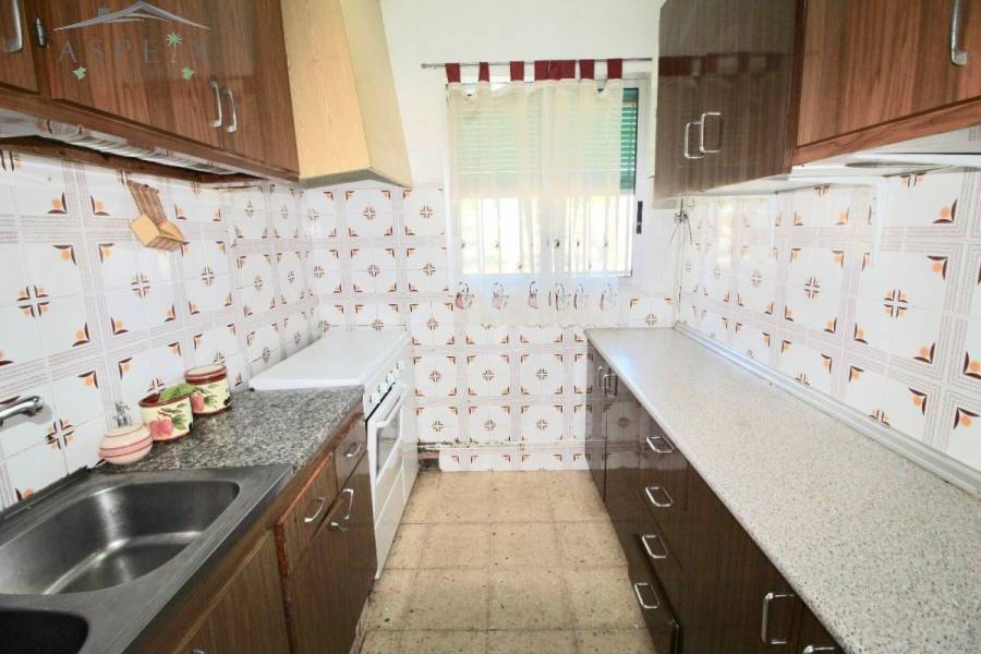 Re-sale - Villa - Monforte Del Cid - PATIDA WALAIG