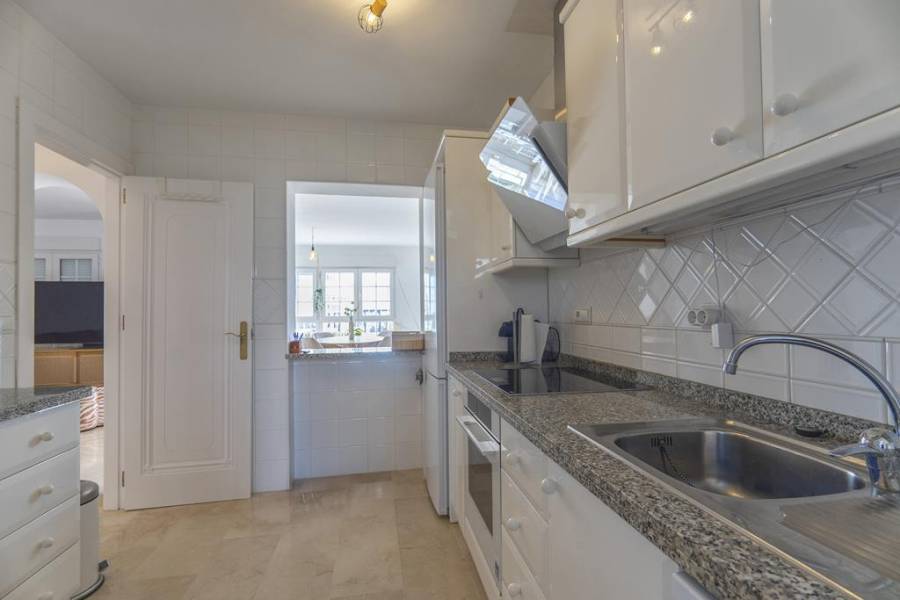 Re-sale - Villa - Los Dolses
