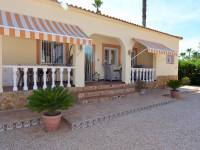 Re-sale - Country house - Orihuela