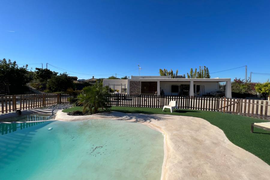 Venta - Casa de campo - Novelda