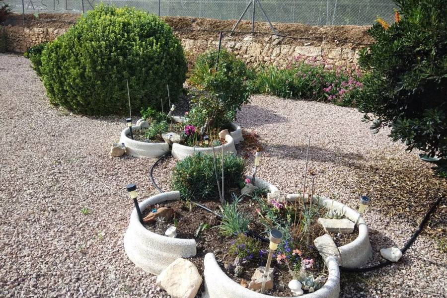 Re-sale - Villa - Hondon De Las Nieves - SIMOLA