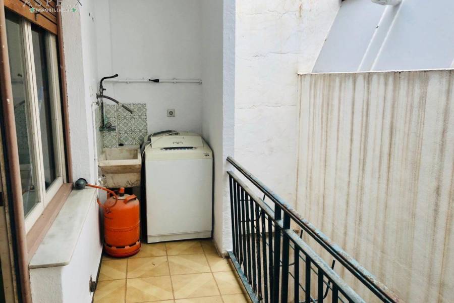 Re-sale - Apartment - Novelda - CENTRO