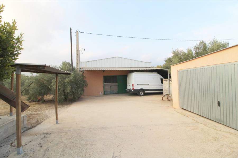 Re-sale - Country house - La Romana