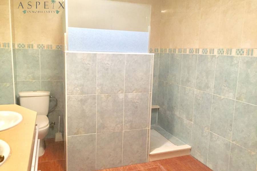 Re-sale - Villa - Aspe - Centro