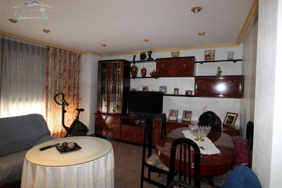 Re-sale - Bungalow - Monforte Del Cid - 03670