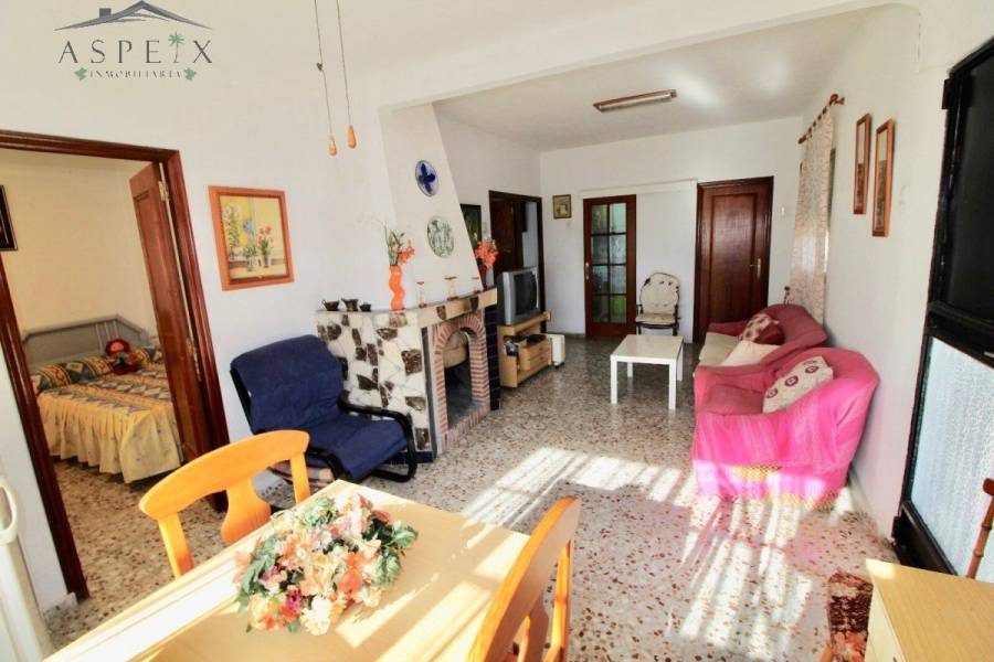 Re-sale - Villa - Monforte Del Cid - PATIDA WALAIG