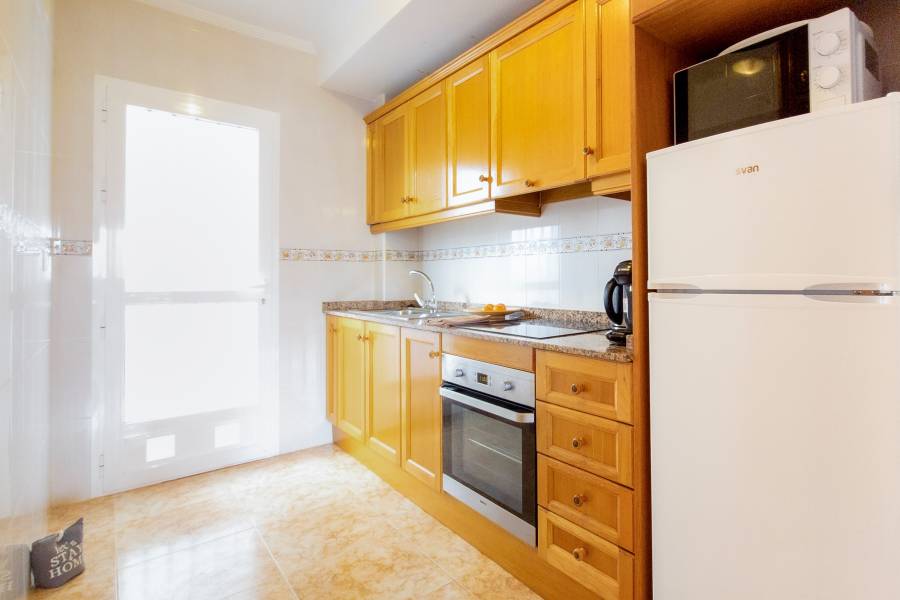 Re-sale - Apartment - Los Altos