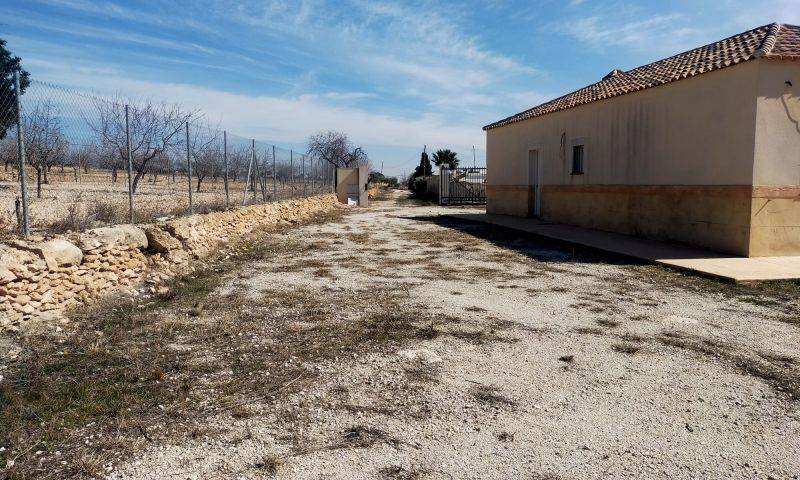 Re-sale - Villa - Hondon De Las Nieves