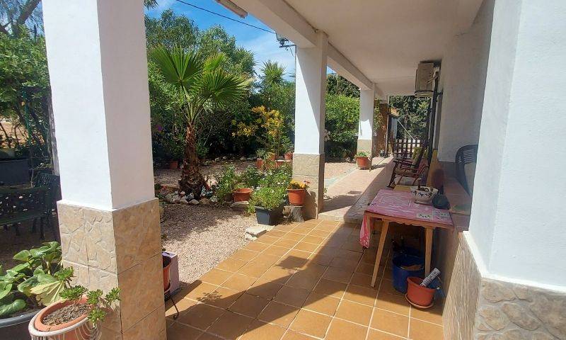 Re-sale - Country house - Hondon De Las Nieves