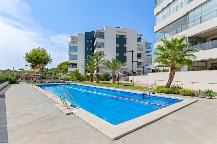 Re-sale - Apartment - Villamartin