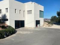 Re-sale - Country house - Petrer - Loma badá