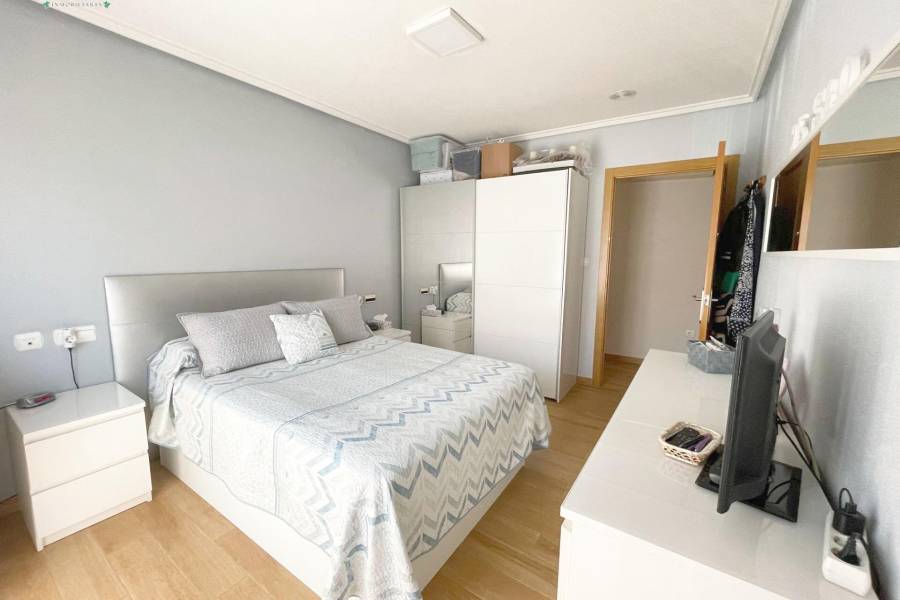 Re-sale - F - Aspe - La nía