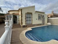 Re-sale - Villa - Playa Flamenca - Alicante