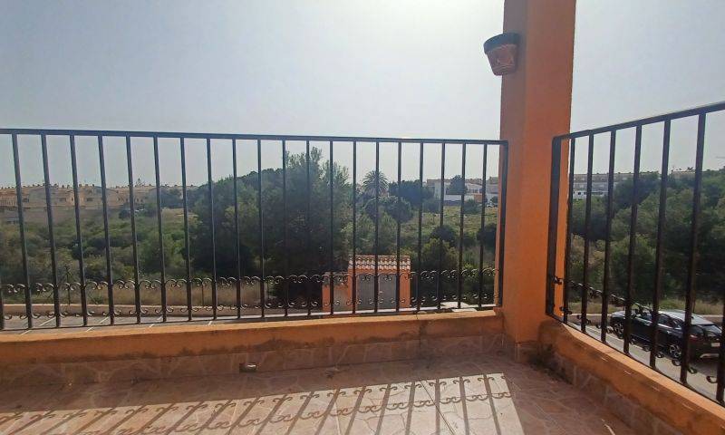 Re-sale - Apartment - Playa Flamenca - Alicante