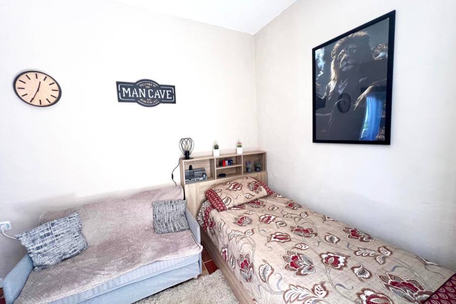 Re-sale - Country house - Hondon De Los Frailes