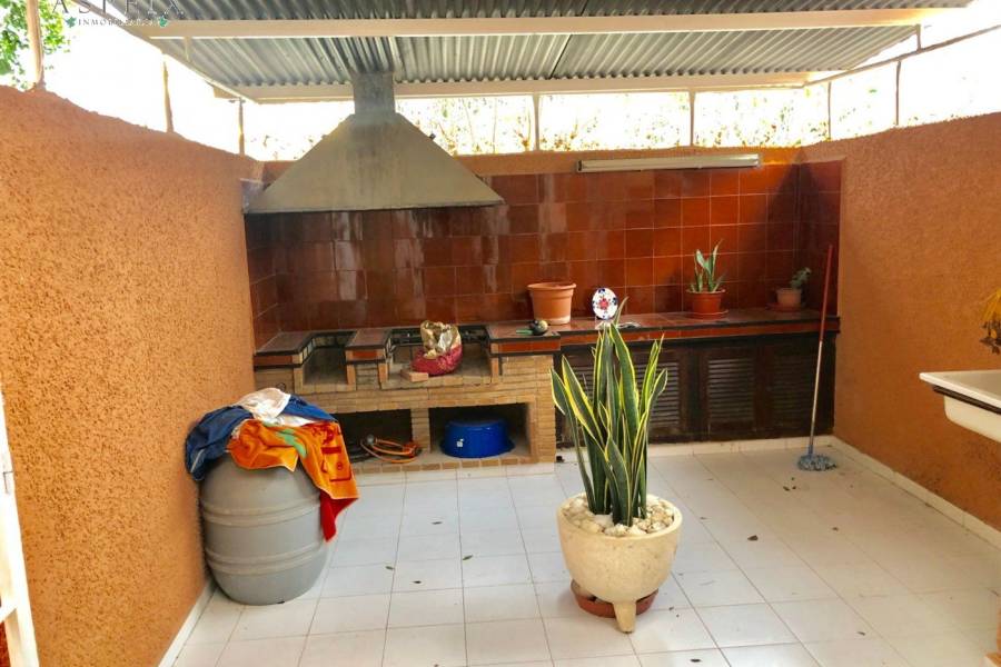 Re-sale - Country house - Elche