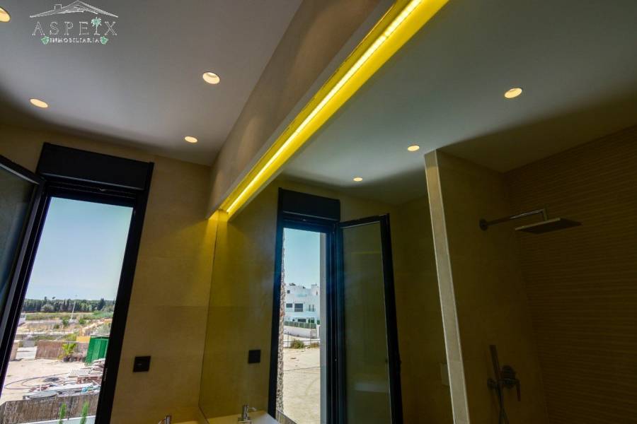 Re-sale - Villa - La Marina - El pinet