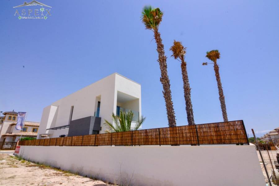 Re-sale - Villa - La Marina - El pinet