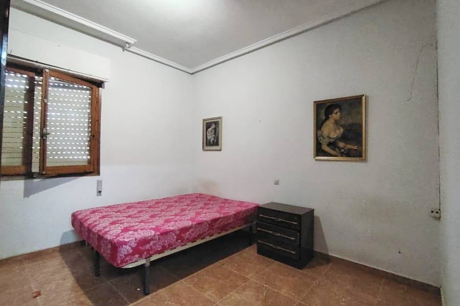 Re-sale - Country house - Hondon De Las Nieves