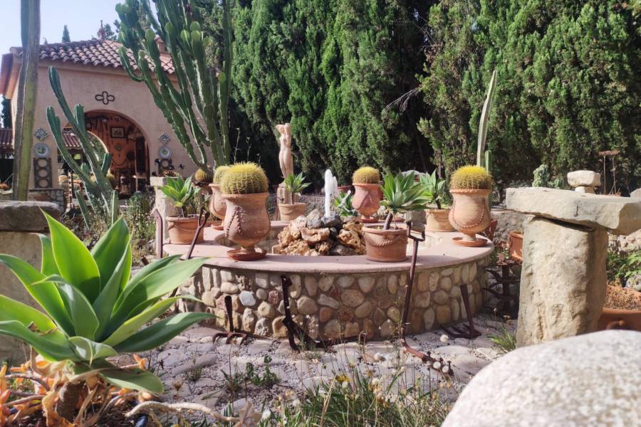 Re-sale - Country house - Novelda - CAMPET
