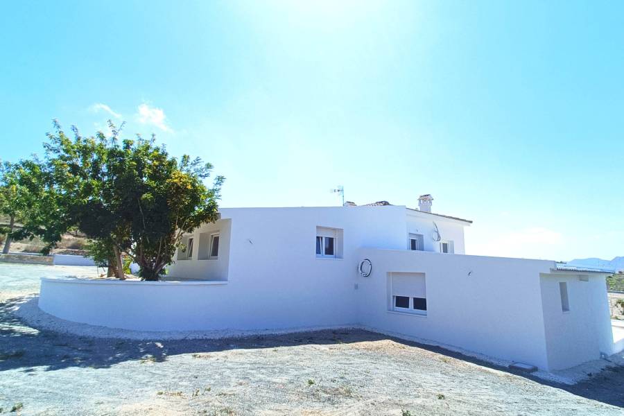 Re-sale - Country house - Hondon De Los Frailes