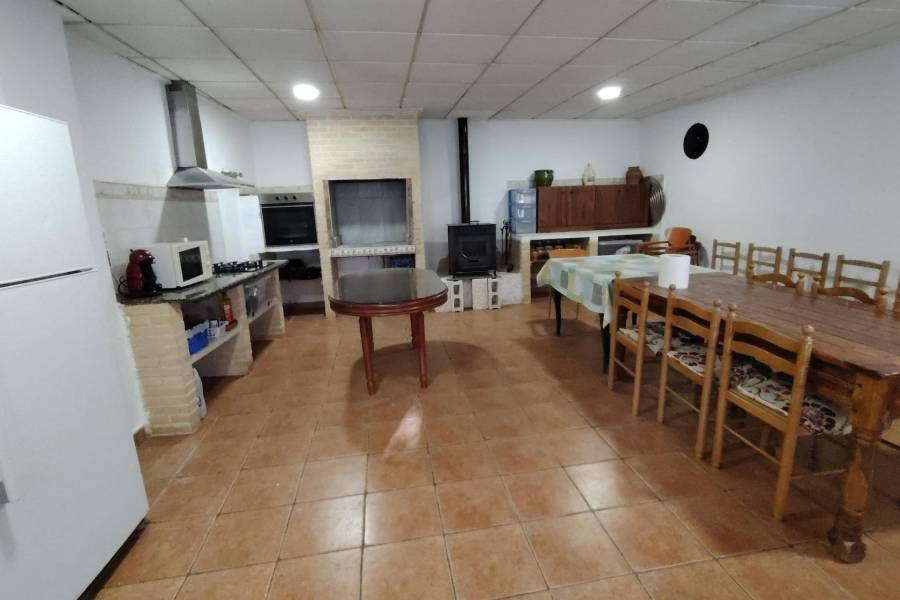 Re-sale - Country house - Elche