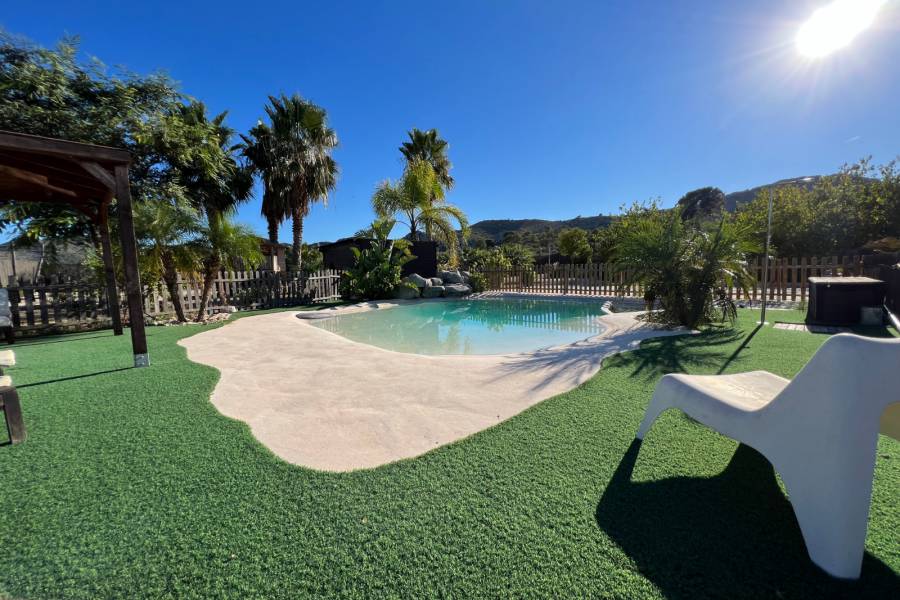 Venta - Casa de campo - Novelda