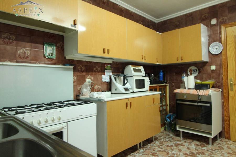 Re-sale - Villa - Monforte Del Cid - CAMINO DEL LLANO