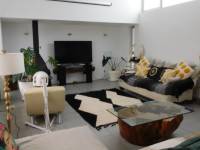 Re-sale - Villa - Alicante