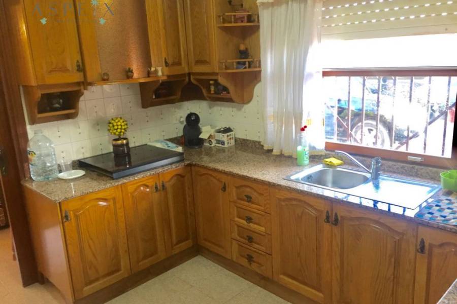 Venta - Chalet - Elche  - Valverde