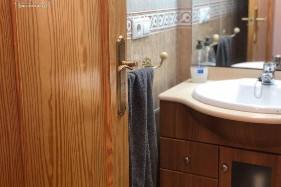 Re-sale - Bungalow - Gran Alacant - Centro comercial monte y mar