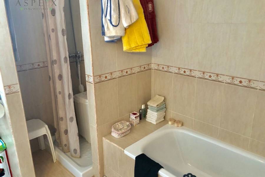 Re-sale - Country house - Aspe