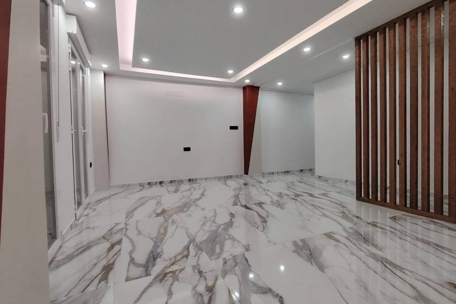 Re-sale - Flat - Elche