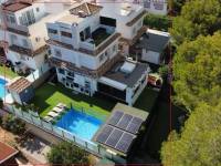 Re-sale - Villa - Villamartin
