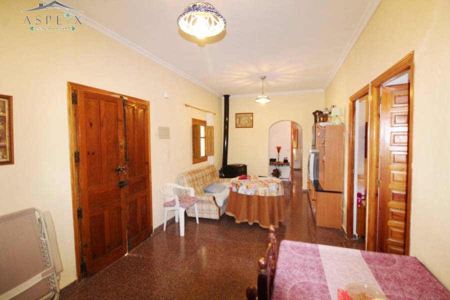Re-sale - Villa - Monforte Del Cid - PILETAS