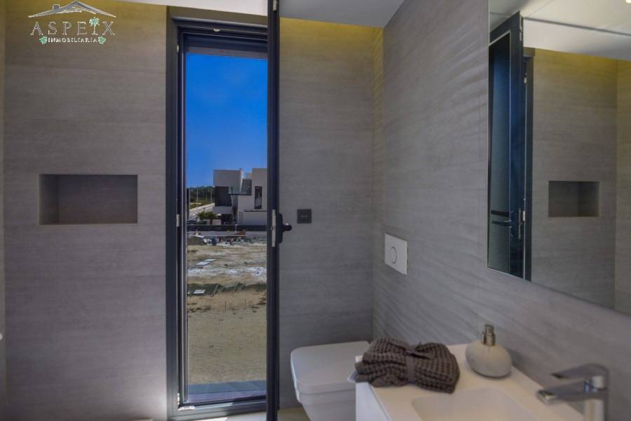 Re-sale - Villa - La Marina - El pinet