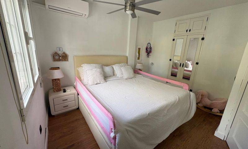 Re-sale - Villa - Villamartin