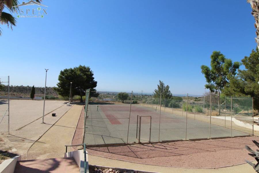 Re-sale - Country house - Elche